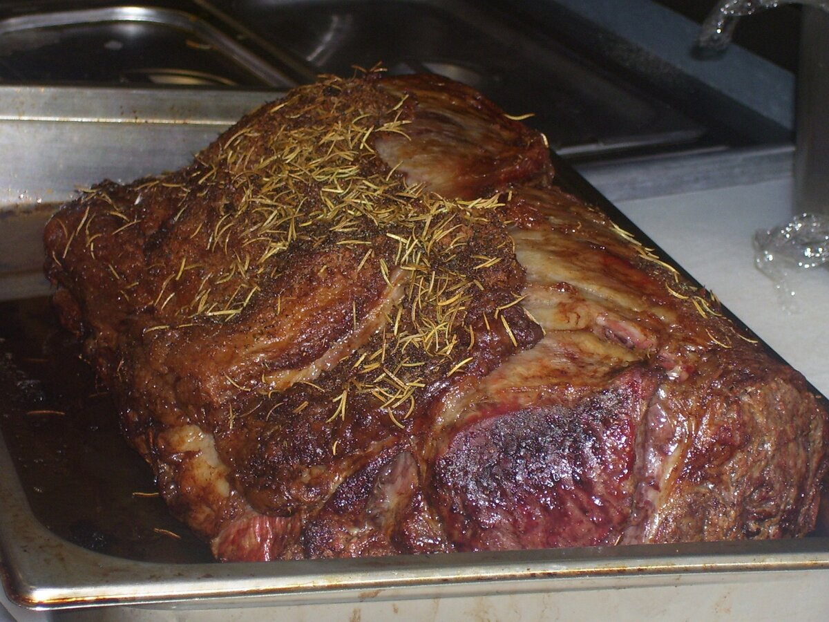 Фото запеченного филе мраморной говядины из ресторана, где я работала