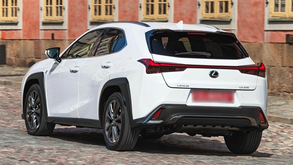 актуальный Lexus UX