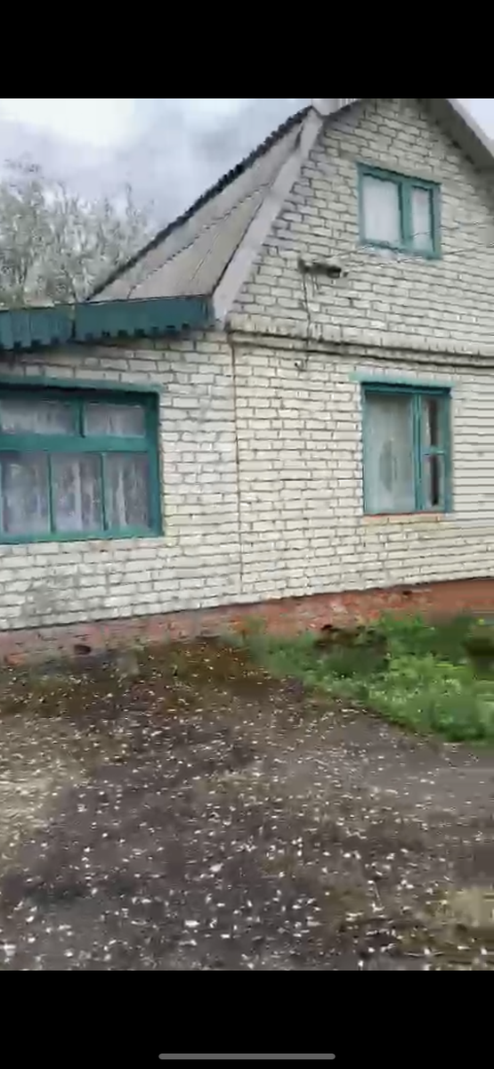 Фотографии самого дома нет,сделала скрин из видео,в следующих рассказах выложу хорошее фото.простите за качество !