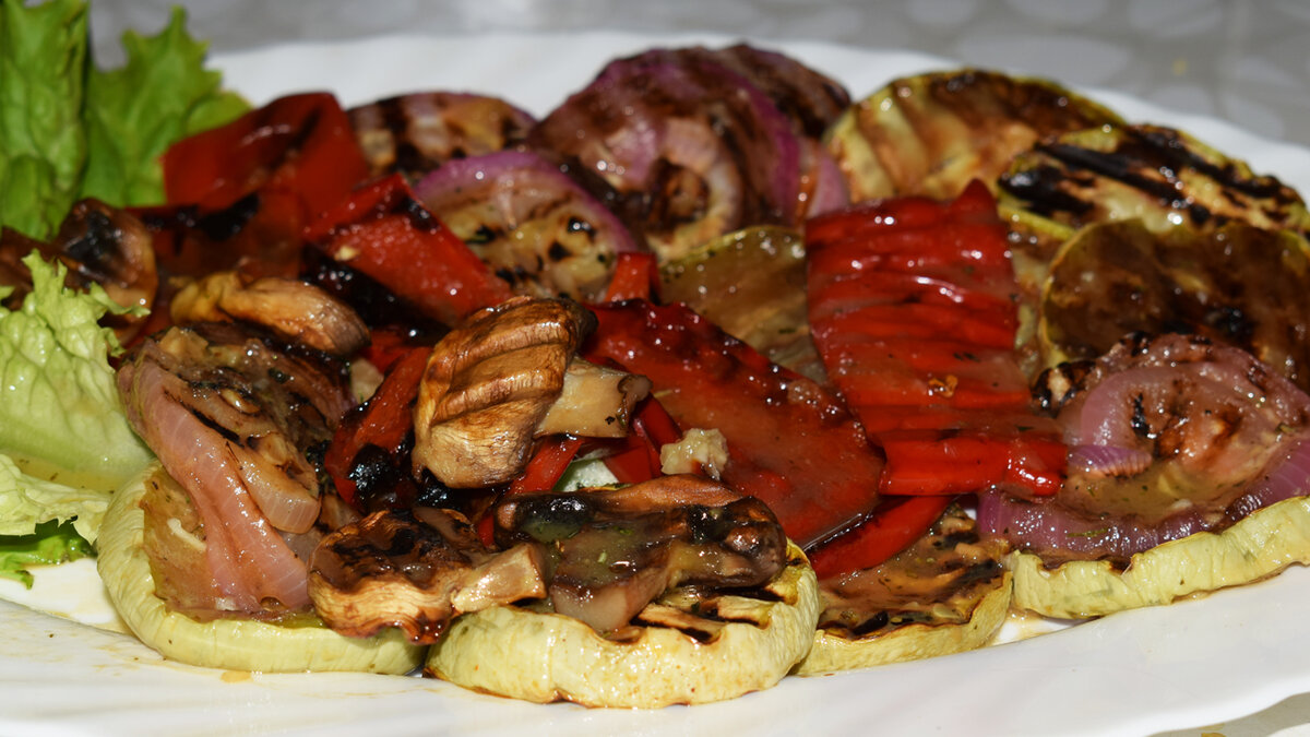 Готовые овощи гриль 