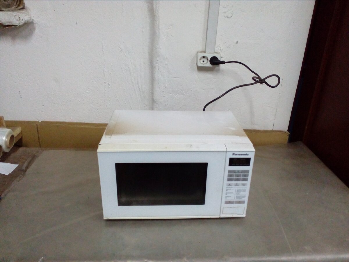 Такая, вот, печка. Табло не светится.