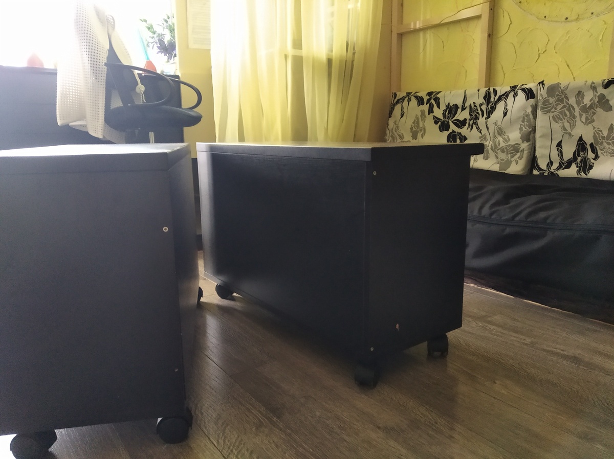 Тумбы-трансформеры сбоку  