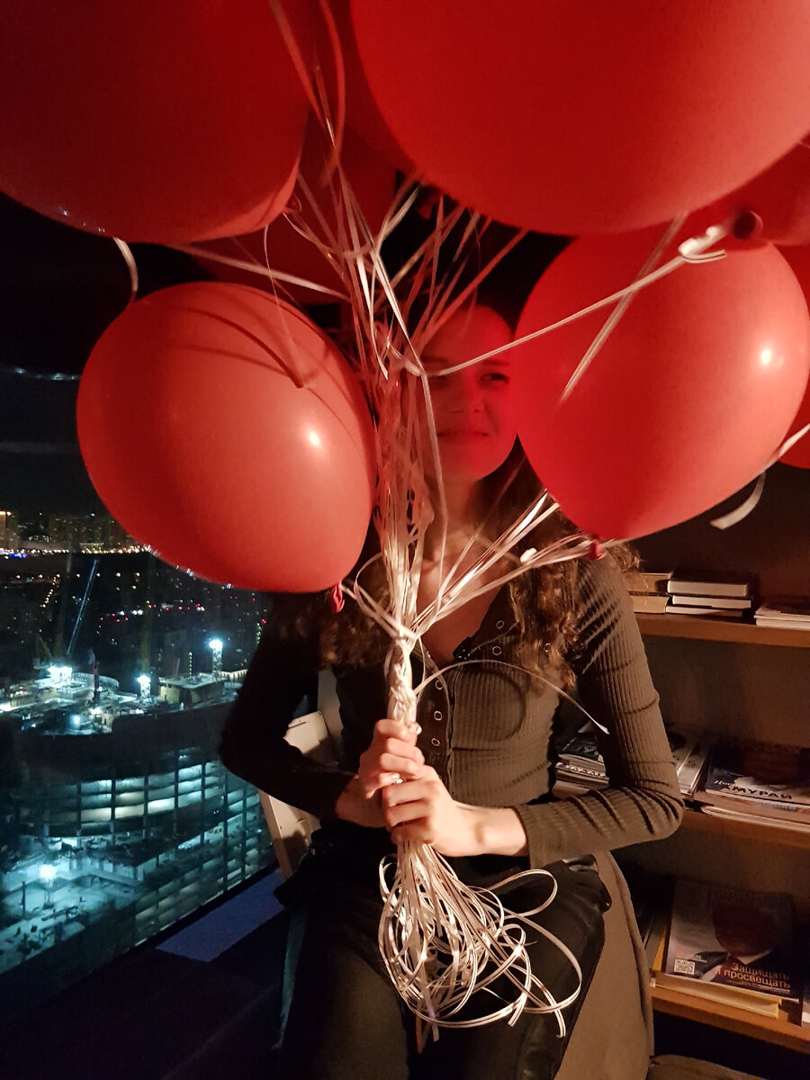 Это крайний раз в 2020-ом году, когда меня фотографировали))