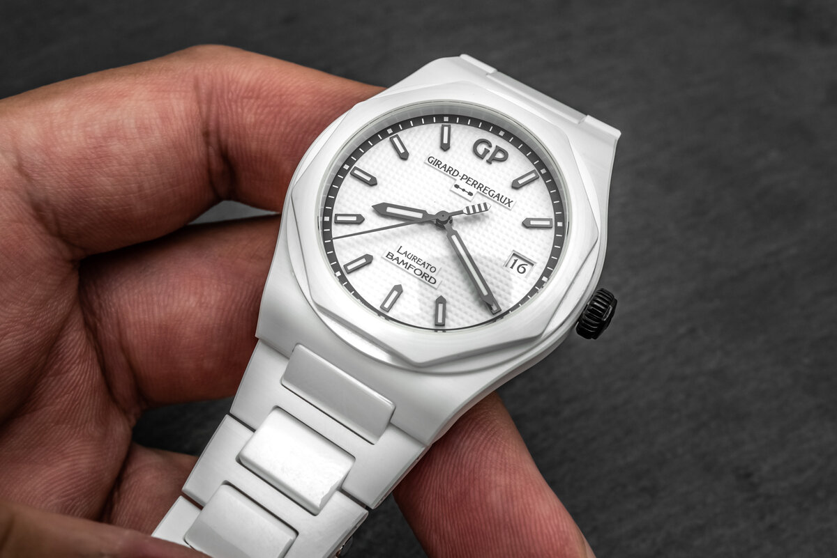 Girard Perregaux Laureato Ghost