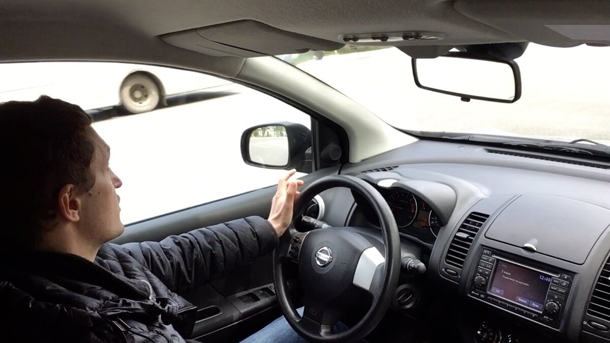 Nissan Note 1.6 МКПП, 110 л.с., 2012 г.в. в комплектацииTekna