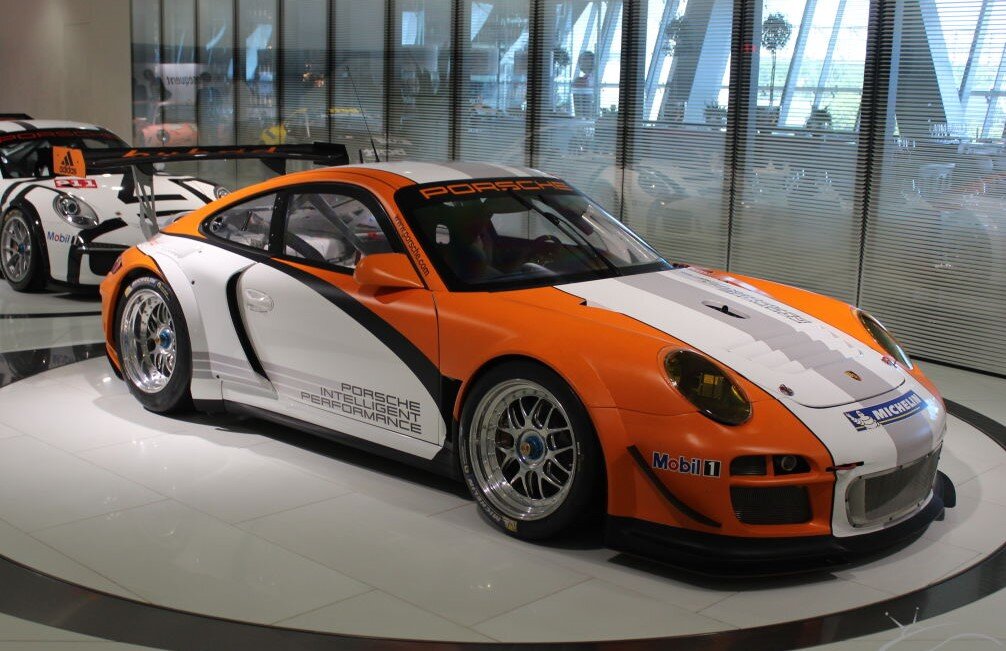Порше GT3 R гибрид 