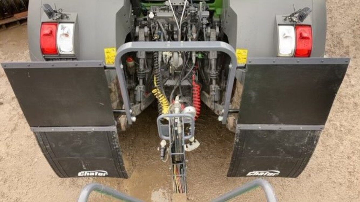 Фото: Официальный сайт Chafer Machinery Установка брызговиков Chafer
