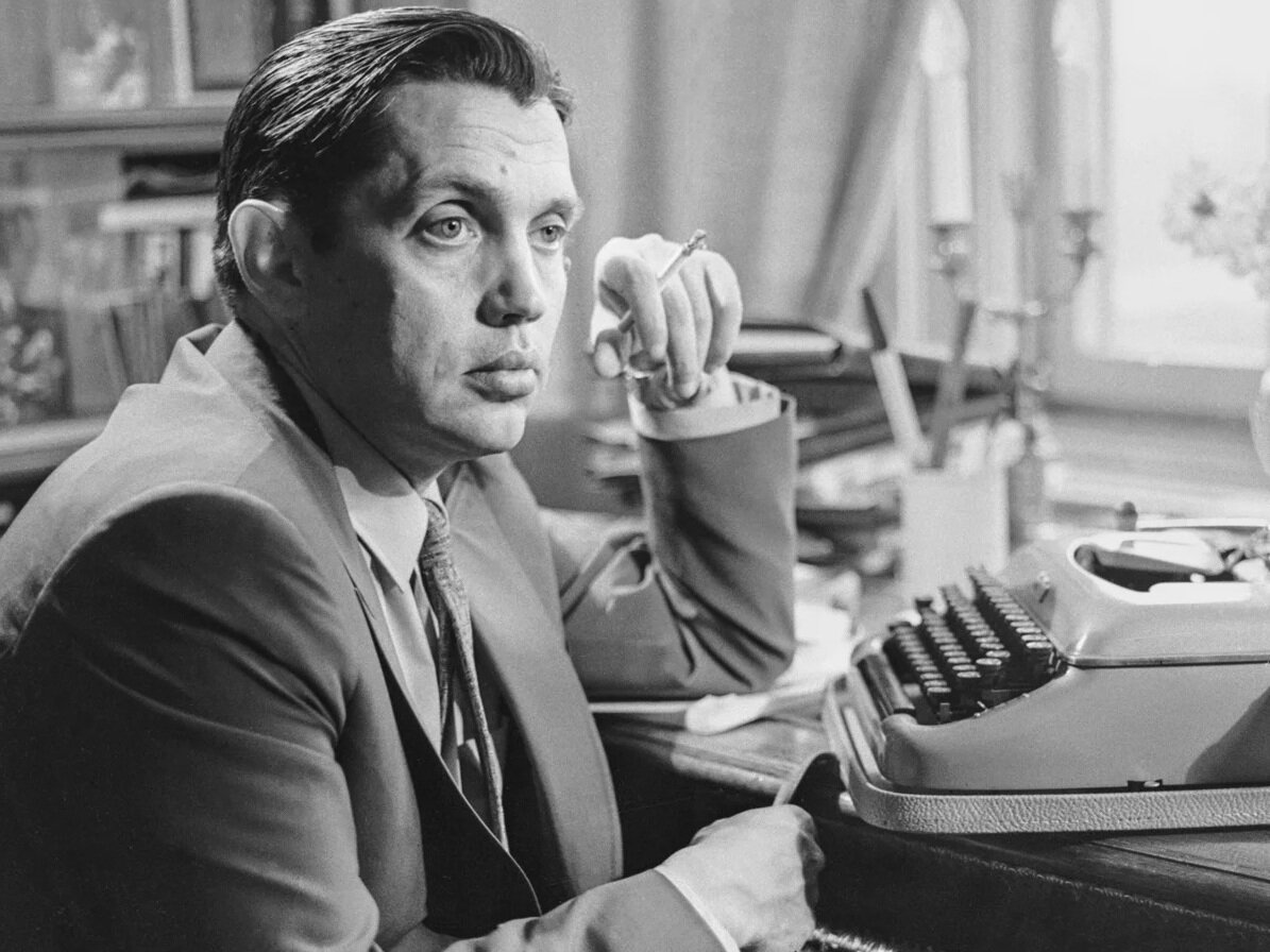 Роберт Рождественский: от «творческой несостоятельности» до всеобщего ...