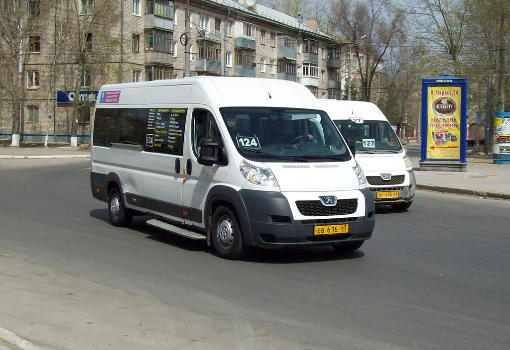 Микроавтобус Peugeot Boxer ЕВ 616 63, на 124 маршруте. 