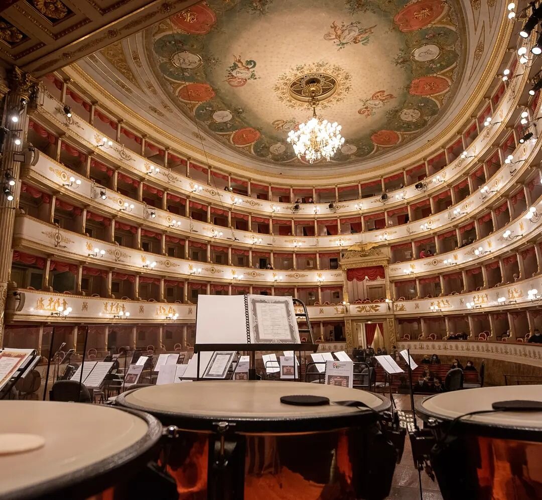 Фото из instagram-паблика - https://www.instagram.com/teatrocomunalemodena/