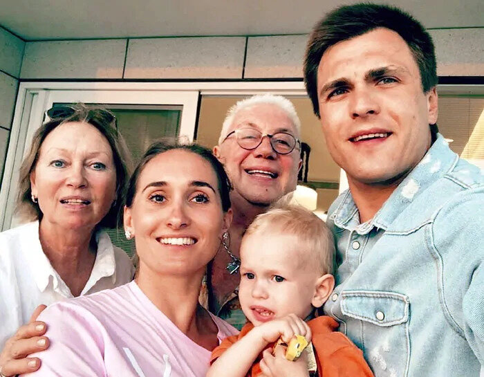 Владимир Винокур с семьёй