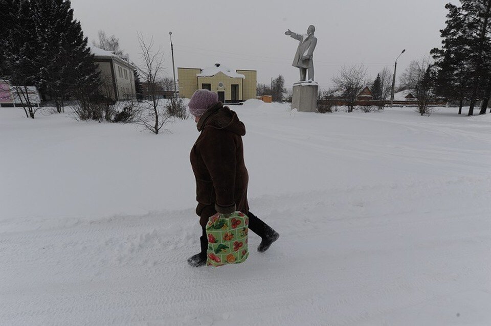     Пожилая хабаровчанка потеряла 1,2 миллиона рублей, пытаясь спасти чужую дочь Владимир ВЕЛЕНГУРИН