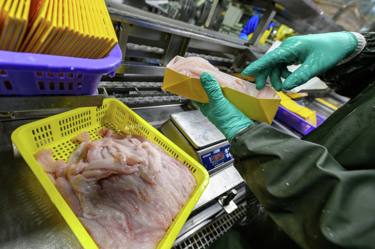    Покупатели стали выбирать российскую продукцию