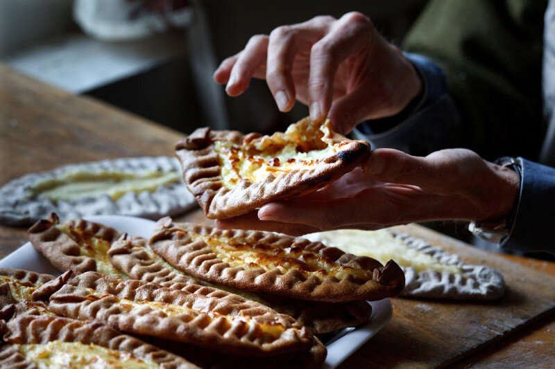 Как выглядит калитка (фото не мое, источник https://rk.karelia.ru/social/culture/festival-karelskoj-kalitki-projdet-v-sortavale-v-voskresene/)