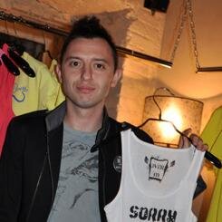 на фото Рома Билык — лидер группы "Звери".    trud.ru