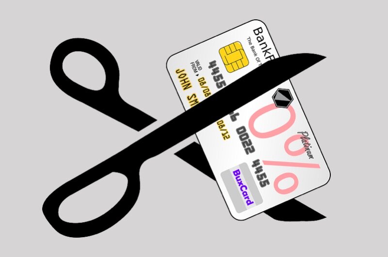 Граждане в первом полугодии текущего года получили по кредиткам почти вдвое больше денег, чем годом ранее.