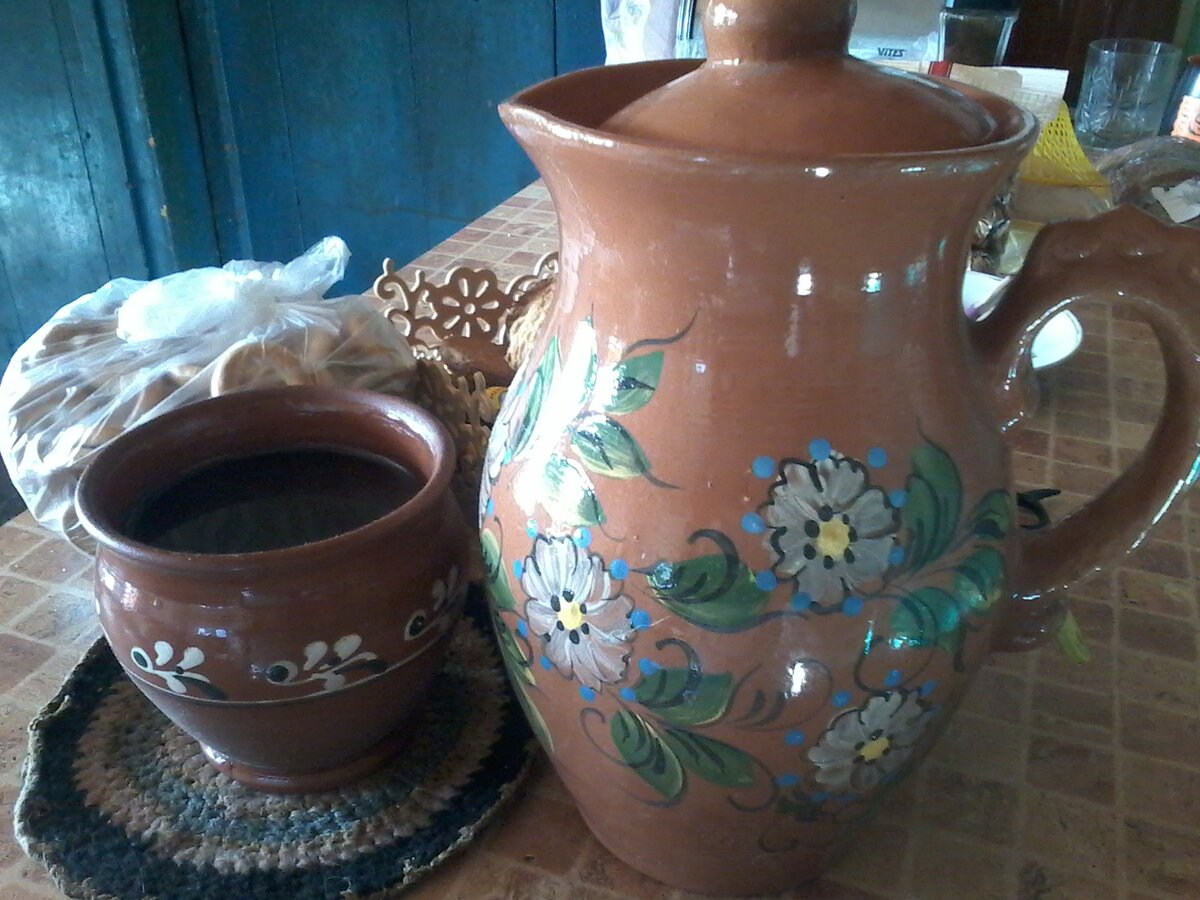 Кувшин заваренных трав на день