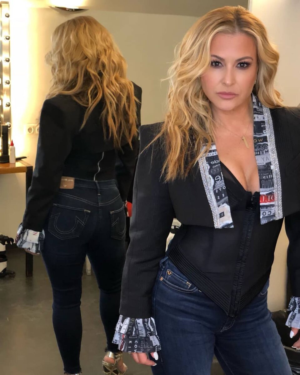 Анастейшa (Anastacia)