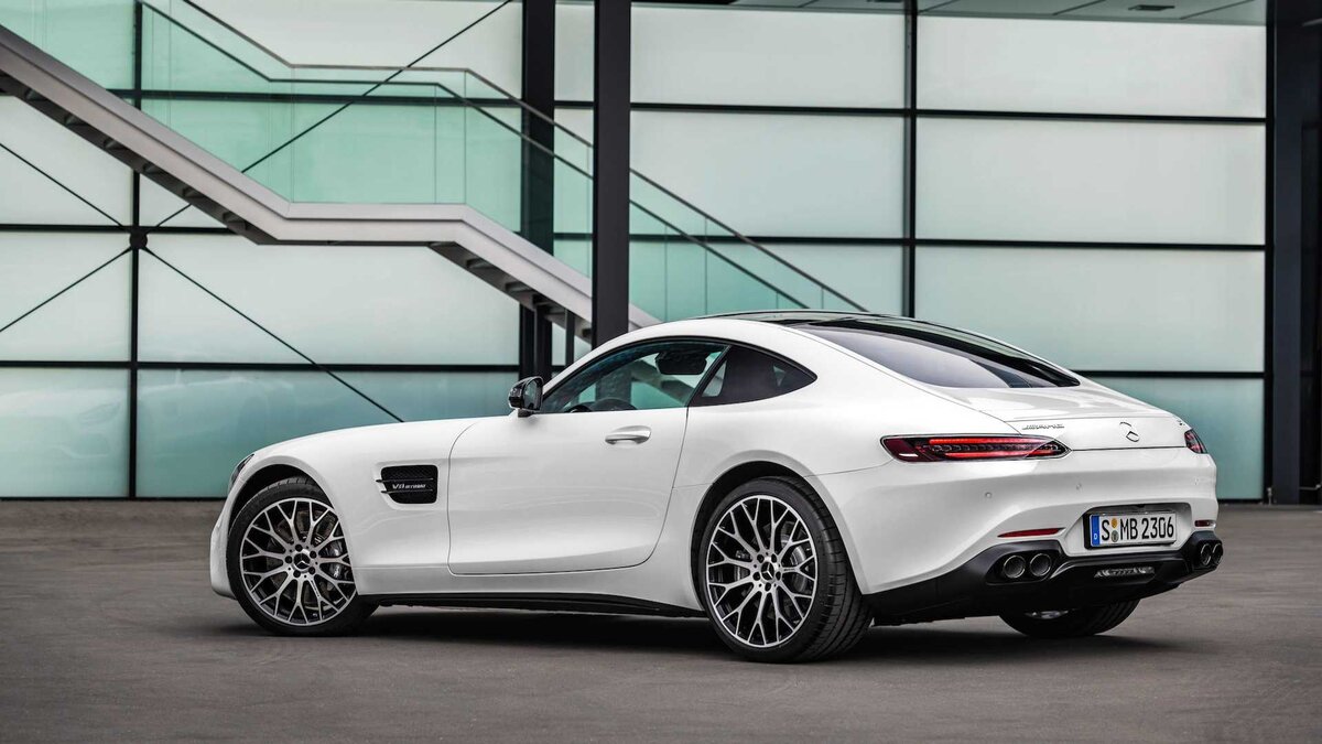 AMG GT теперь имеет выхлоп аля AMG 53