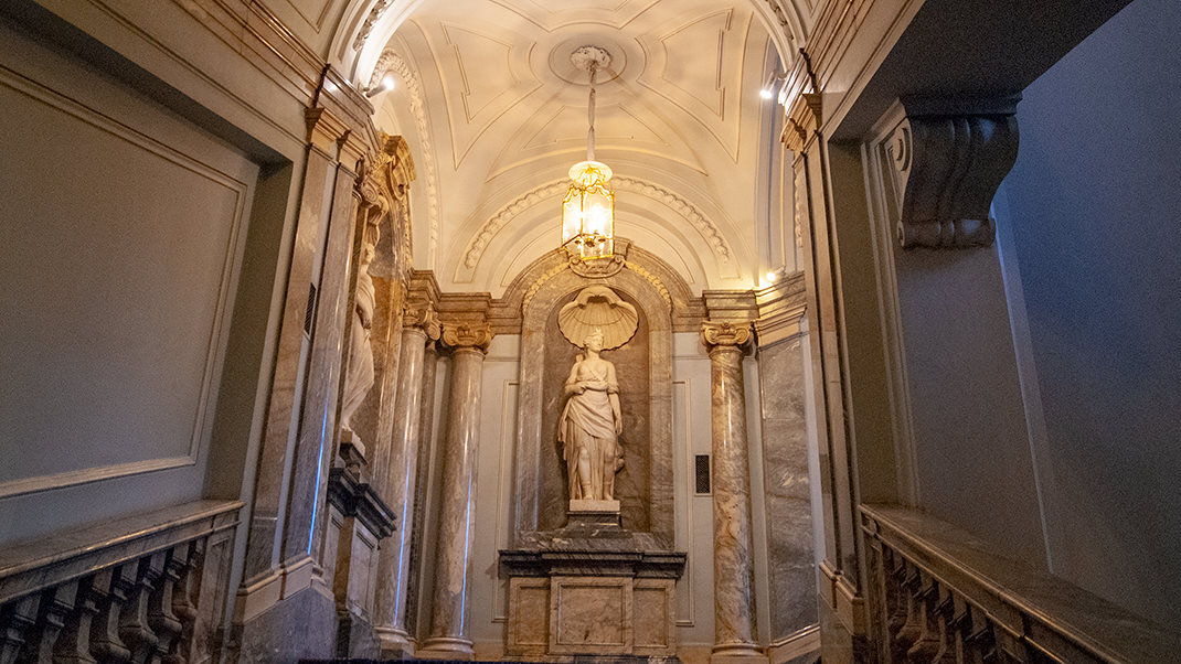 мраморный зал мраморного дворца санкт-петербург. мраморный дворец шубин. мраморный дворец лестница. мраморный дворец парадная лестница. мраморный дворец лестница.