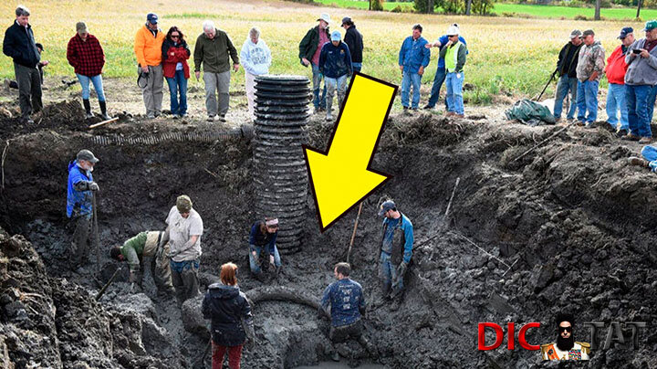 Для фермера обрабатывать землю – это труд, который приносит удовлетворение, ведь он готовит почву для последующего посева и выращивания культур, а она, в свою очередь, отблагодарит его щедрым урожаем, но нашему герою земля дала нечто более интересное.