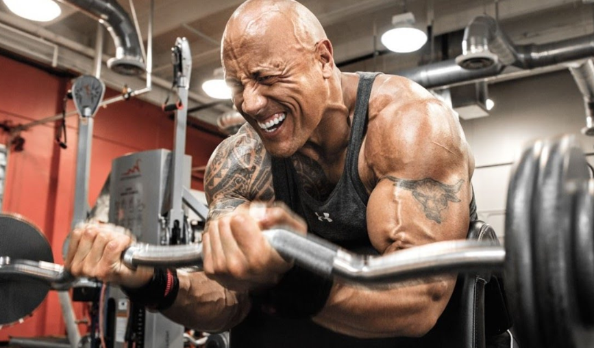 Заживающая кожа подвергается не только раздражению, но и бактериям. Поэтому стоит посмотреть на уровень гигиены в спортзале, на который мы хотим пойти после того, как сделаем татуировку. 