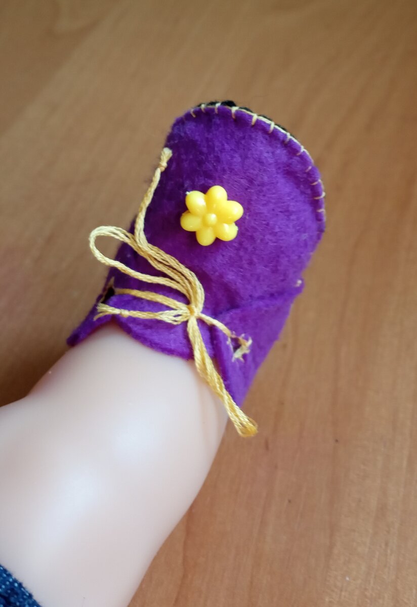 Создание миниатюрных ботиночек для куклы или мишки