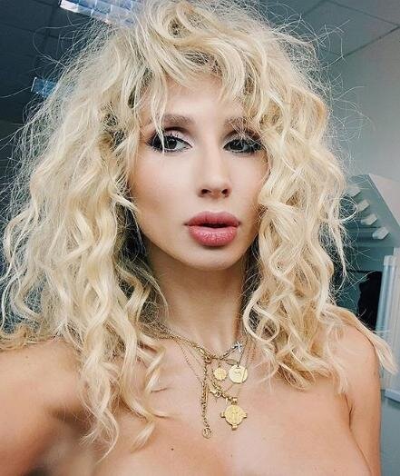 ЕКАТЕРИНА ЛАБУХИНА1 НОЯБРЯ 2019 18:0053640СВЕТЛАНА ЛОБОДАINSTAGRAM.COM/LOBODAOFFICIAL