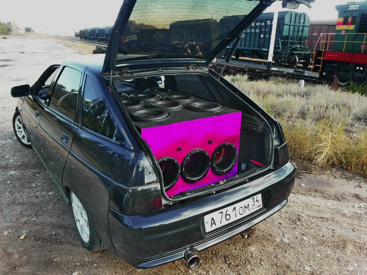 Одна из громких пацанских  лад)