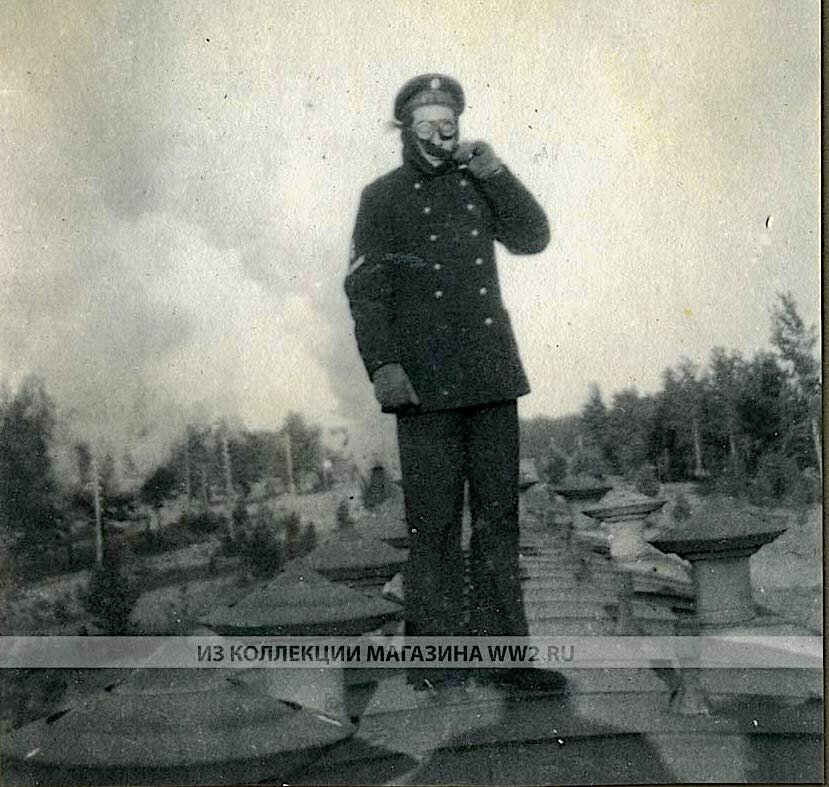 Гардемарин на крыше вагона поезда Петроград-Владивосток, фото с сайта photo-war.com