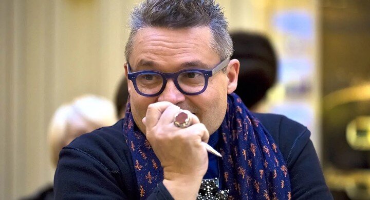 Александр Васильев