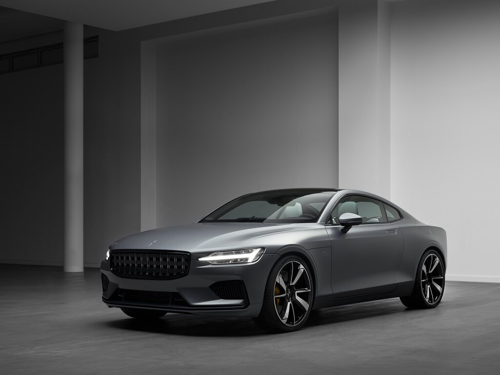 Внешне гранд-турер Polestar 1 как две капли воды похож на Volvo Concept Coupe 2013 года