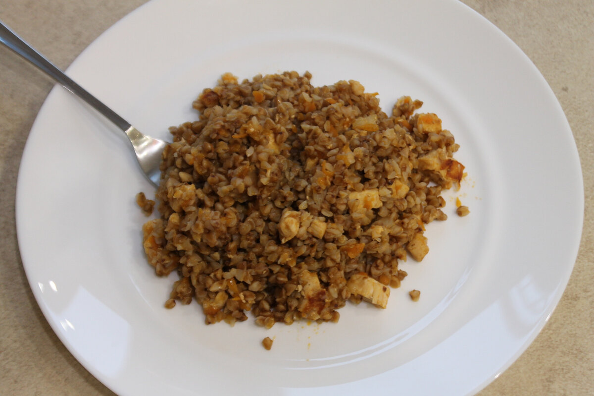 Как быстро приготовить гречку с мясом