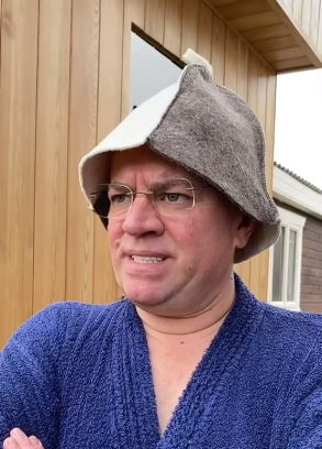 Фото из социальной сети артиста - инстаграм @klimushkinaleksei