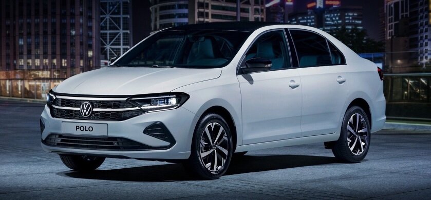 Volkswagen Polo в максималке + пакет Спорт (спереди).