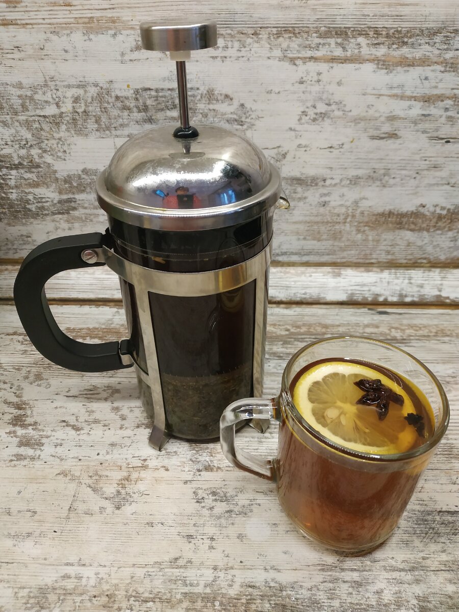 Люблю крепкий и с лимоном, ну и бадьян для красоты