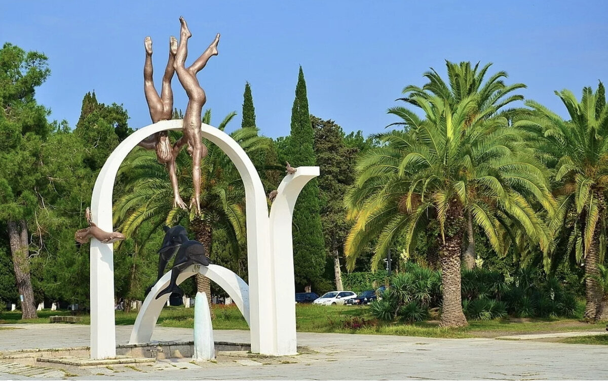 Пицунда развлечения. Город пицунда в абхазии достопримечательности. Курорт пицунда абхазия пицунда. Абхазия пицунда 2022. Пицунда 2022.