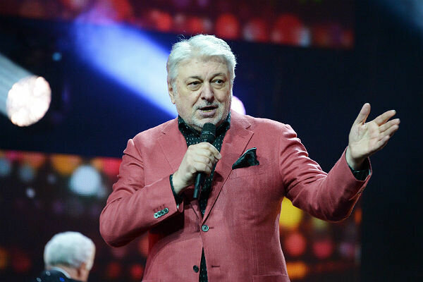 Певец Вячеслав Добрынин. Источник фото: smi2.ru