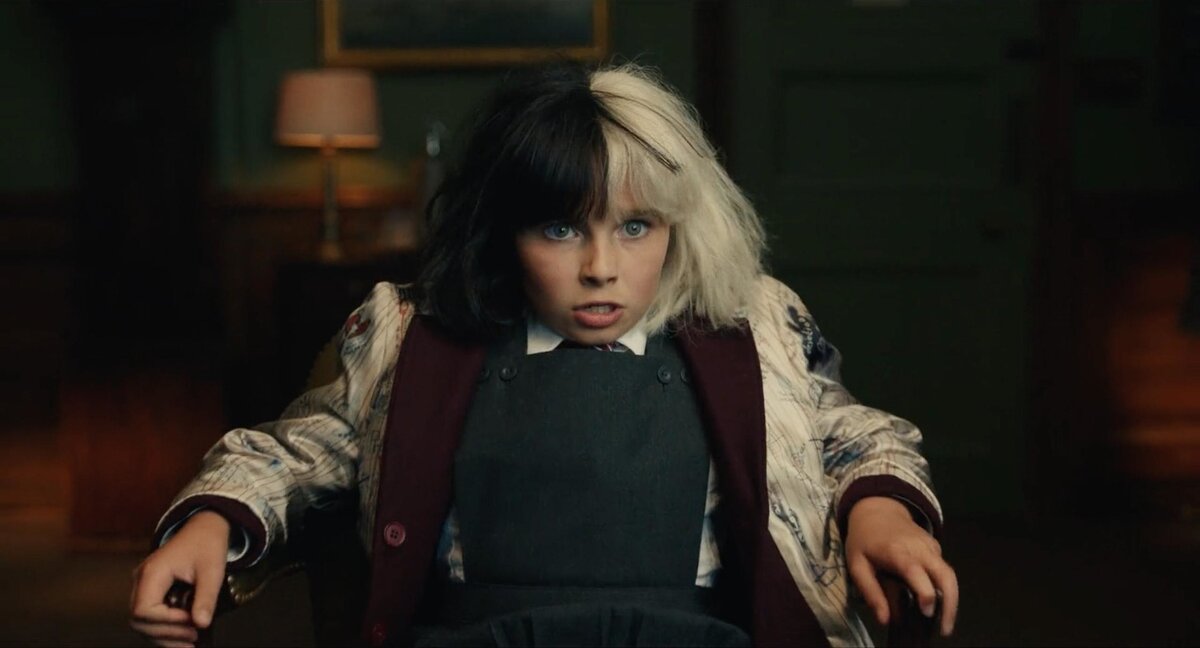 Эстелла в детстве   Кадр из фильма