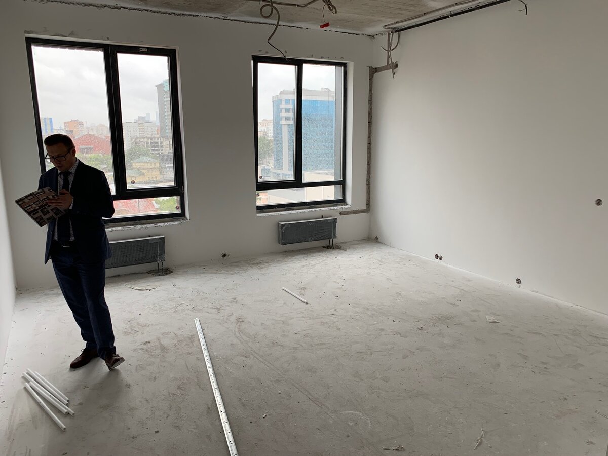 Пустая квартира, еще без отделки 