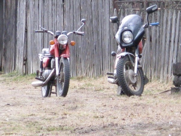 Парковка у супермаркета. 