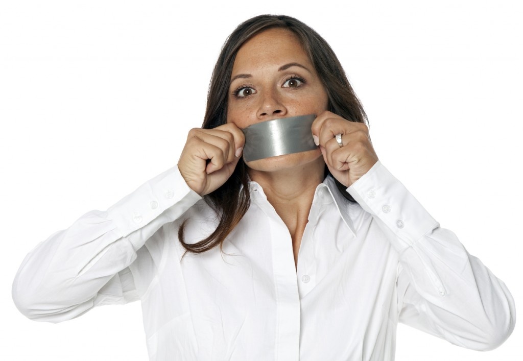 Лучше ничего не говорить, чем сказать "ободряющие" слова, приводящие к унынию