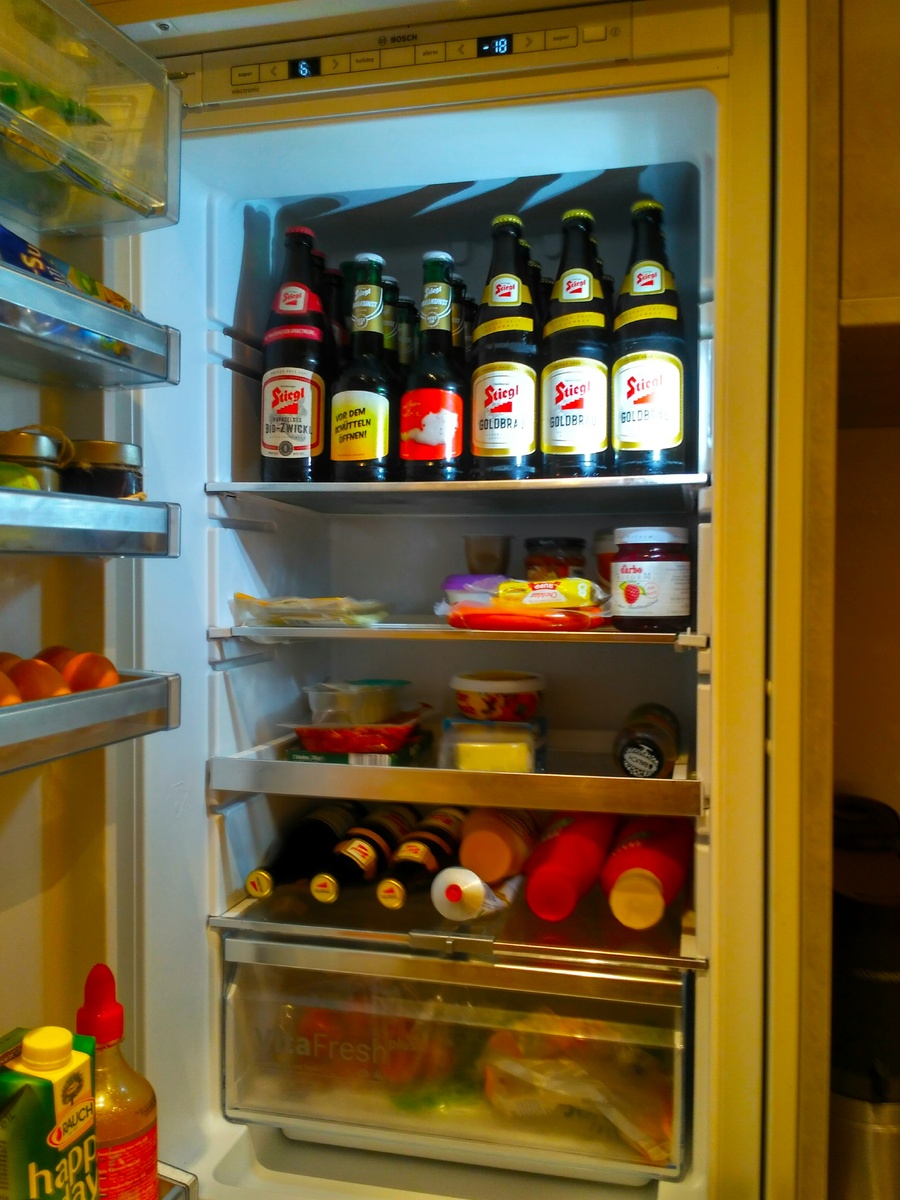 Типичный австрийский холодильник