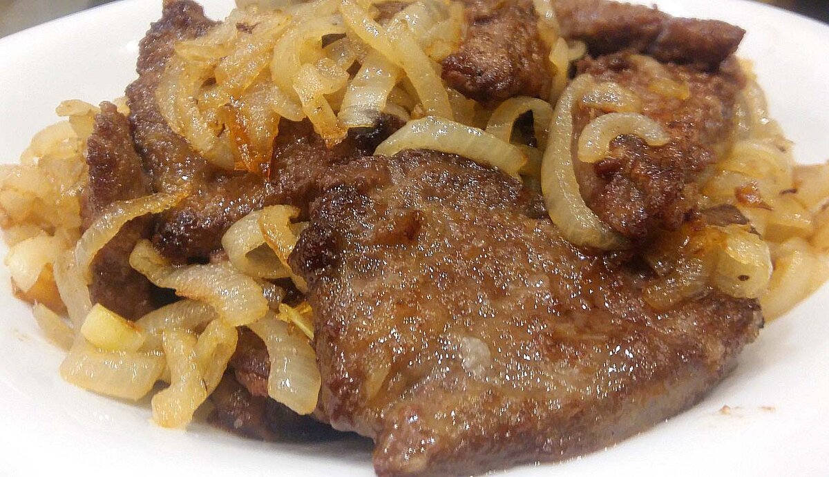 Говяжья печень как приготовить вкусно и просто Говяжья печень как приготовить вкусно и просто