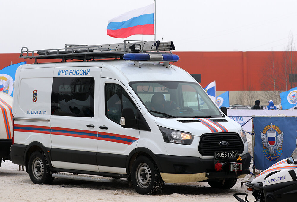 специальный автомобиль на базе Форд Транзит