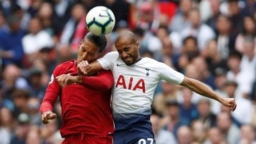 Фото: premierleague.comОчная битва второй и третьей команд турнирной таблицы в любом турнире – это хорошая вывеска, способная вызвать повышенный интерес. Но все же бывают незначительные исключения. В программе воскресных матчей 32 тура чемпионата Англии тет-а-тет сойдутся «Ливерпуль» и «Тоттенхэм». Мерсисайдцы нынче вторые, «шпоры» - третьи. Однако в очковом эквиваленте их разделяет сразу 15 пунктов (76 против 61). 
