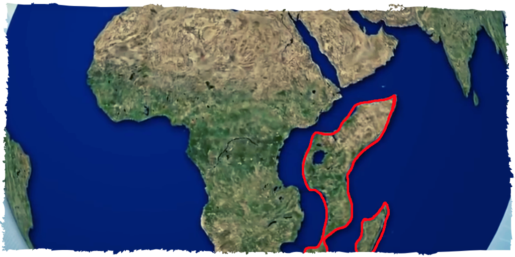 Африку от европы отделяет красное море. Раскол континента Африка. Разлом африканского континента из космоса. Африка раскол материка. Разлом материка Африка.