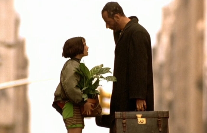 «Леон» (Leon, прокатное название в Северной Америке — «Профессионал» (The Professional)) 1994 года выпуска