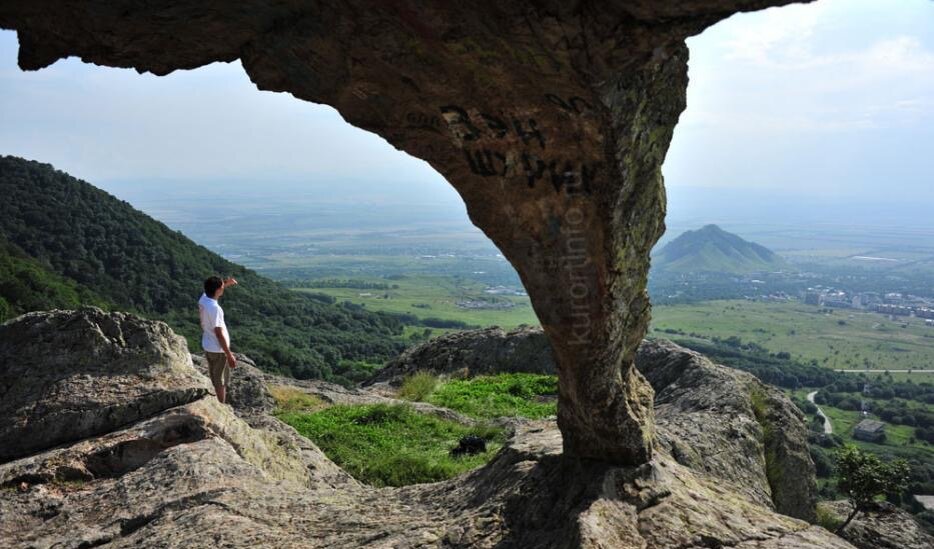 Орлиные скалы Бештау