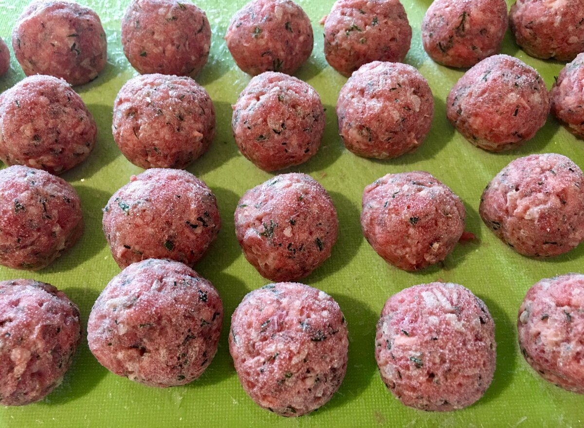 только бы маленький Человек сейчас фотку эту не увидел :)